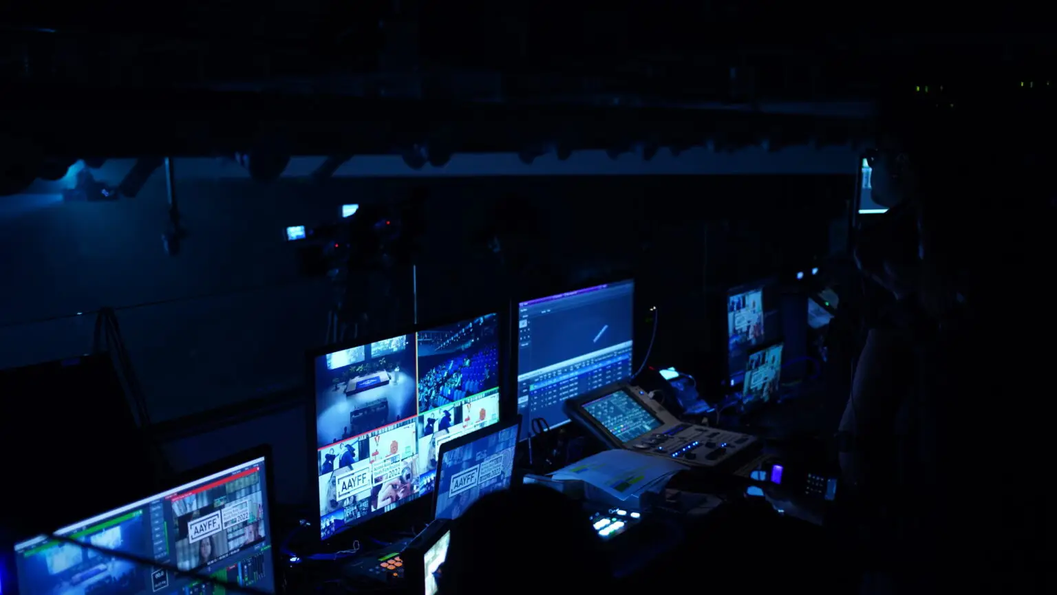 Event Show production for complex or automated show control with professional crew for seamless event productions